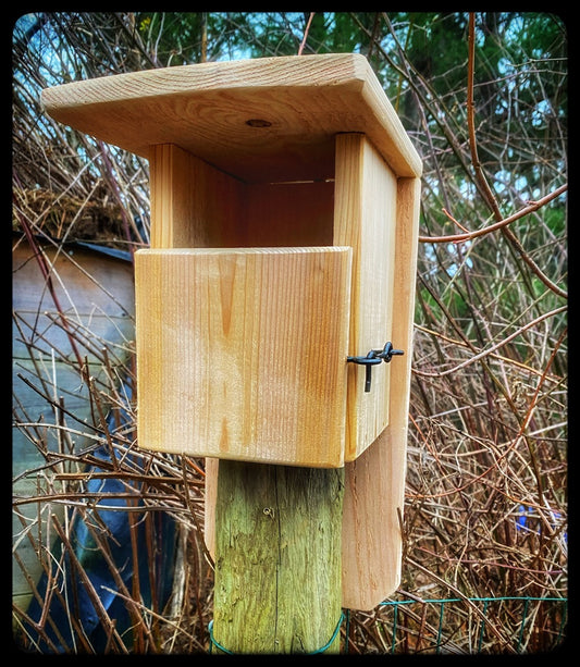 Bird House - Nesting Box - Front Entry